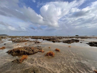 Beach Lot For Sale in Colón,