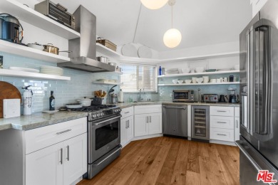 Beach Condo For Sale in Marina Del Rey, California