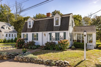 Beach Home Active Under Contract in New Castle, New Hampshire