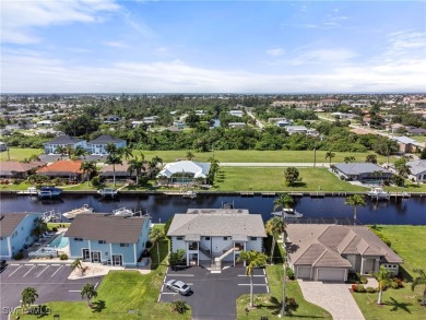 Beach Townhome/Townhouse For Sale in Punta Gorda, Florida