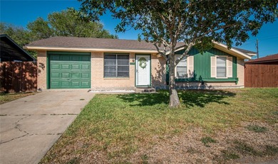 Beach Home For Sale in Corpus Christi, Texas