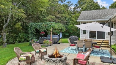 Beach Home For Sale in South Kingston, Rhode Island