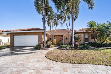 Beach Home For Sale in St. Petersburg, Florida