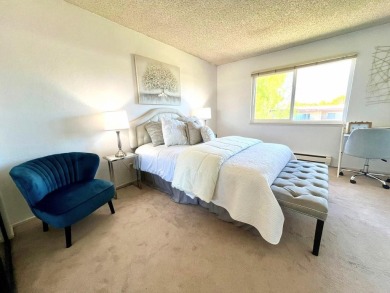 Beach Condo For Sale in Alameda, California