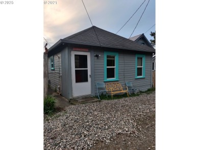 Beach Home For Sale in Rockaway Beach, Oregon