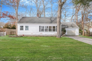 Beach Home For Sale in Riverhead, New York