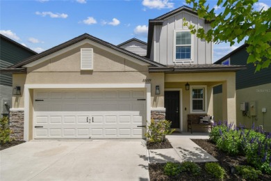 Beach Home Sale Pending in Land O Lakes, Florida