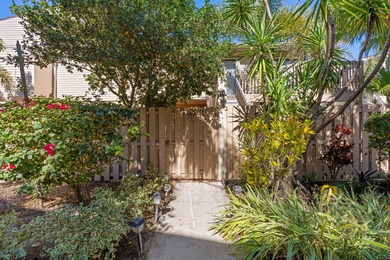 Beach Condo For Sale in West Palm Beach, Florida