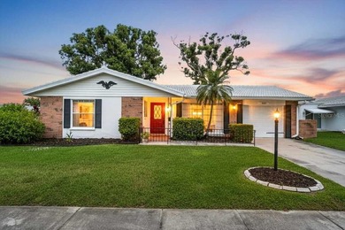 Beach Home Sale Pending in Bradenton, Florida