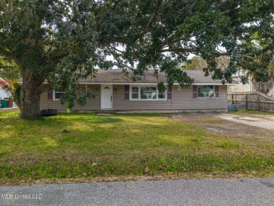 Beach Home Sale Pending in Long Beach, Mississippi