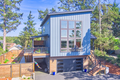 Ocean views and a Putt away from Golf! - Beach Home for sale in Ocean Park, Washington on Beachhouse.com