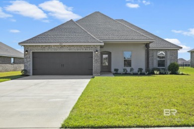 Beach Home For Sale in Foley, Alabama