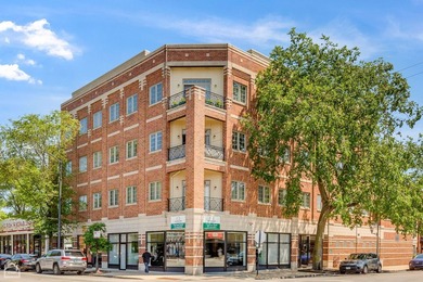 Beach Condo Sale Pending in Chicago, Illinois