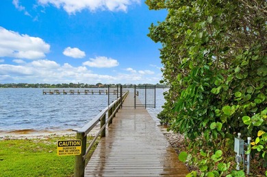 Beach Condo For Sale in Stuart, Florida