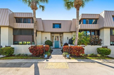 Beach Condo For Sale in Stuart, Florida