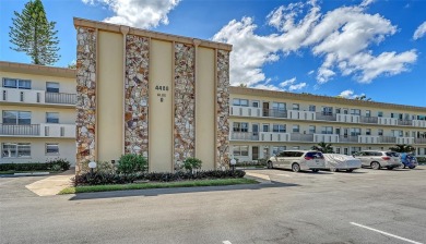 Beach Condo For Sale in Bradenton, Florida