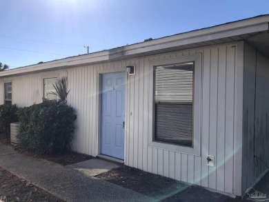 Beach Townhome/Townhouse For Sale in Gulf Breeze, Florida