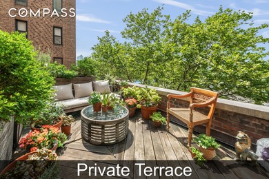 Beach Condo For Sale in New York, New York