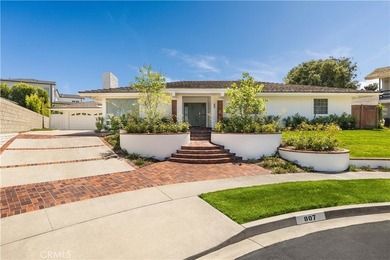 Beach Home For Sale in Newport Beach, California