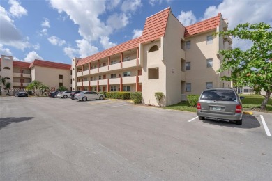 Beach Condo For Sale in Sunrise, Florida