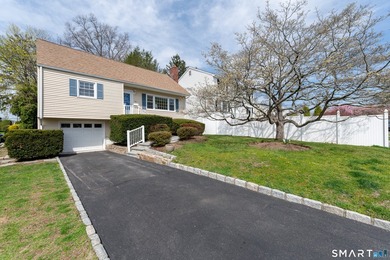 Beach Home Active Under Contract in Stamford, Connecticut
