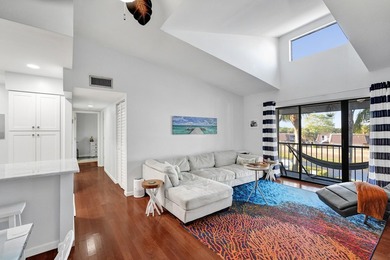 Beach Condo For Sale in West Palm Beach, Florida