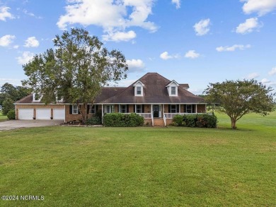 Beach Home For Sale in Knotts Island, North Carolina