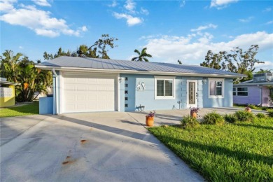 Beach Home For Sale in Bradenton, Florida