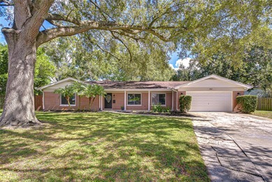Beach Home Sale Pending in Tampa, Florida