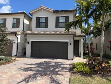 Beach Townhome/Townhouse For Sale in Lake Worth, Florida