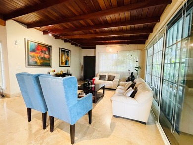 Beach Home For Sale in Panama City, 