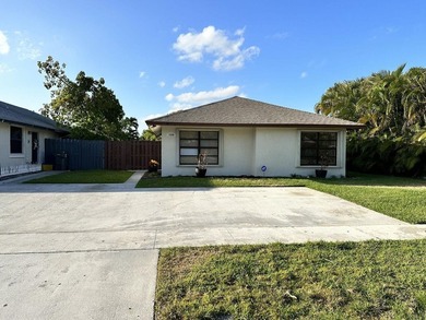 Beach Home Active Under Contract in West Palm Beach, Florida