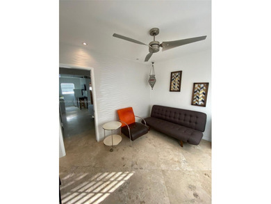 Beach Condo For Sale in Miami Beach, Florida