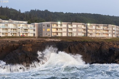 Beach Condo For Sale in Depoe Bay, Oregon