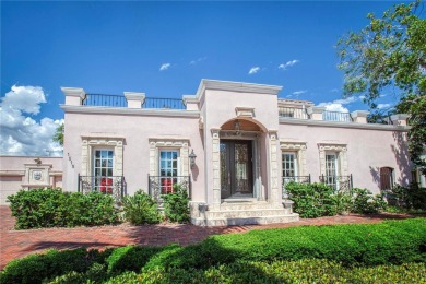 Beach Home For Sale in St. Petersburg, Florida