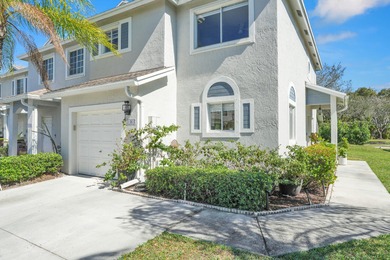 Beach Townhome/Townhouse For Sale in Deerfield Beach, Florida