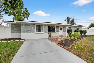 Beach Home Sale Pending in St. Petersburg, Florida