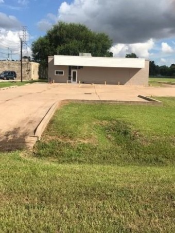 Beach Commercial For Sale in Lake Jackson, Texas