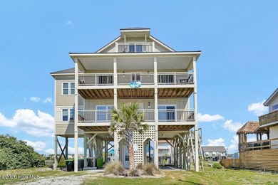Beach Home For Sale in North Topsail Beach, North Carolina