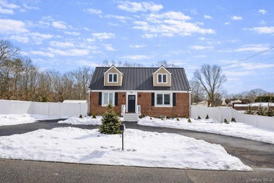 Beach Home For Sale in Mastic Beach, New York