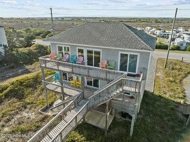 Beach Home For Sale in North Topsail Beach, North Carolina
