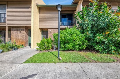 Beach Condo Sale Pending in Sarasota, Florida