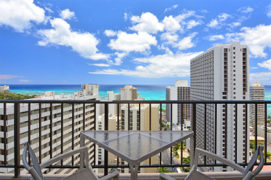 Vacation Rental Beach Condo in Honolulu, Hawaii