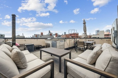 Beach Condo For Sale in Long Island City, New York