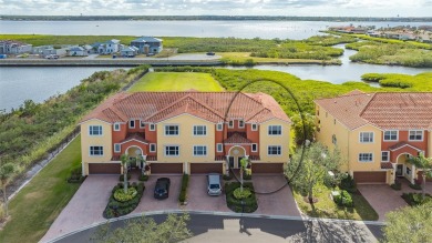 Beach Townhome/Townhouse For Sale in Palmetto, Florida