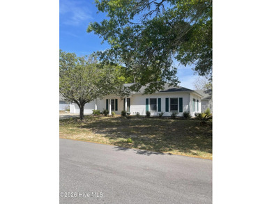 Beach Home Sale Pending in Oak Island, North Carolina
