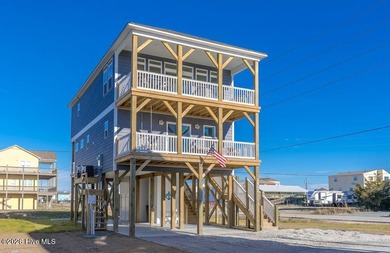 Beach Home For Sale in North Topsail Beach, North Carolina