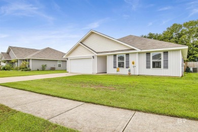 Beach Home For Sale in Foley, Alabama