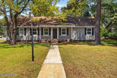 Beach Home For Sale in New Bern, North Carolina
