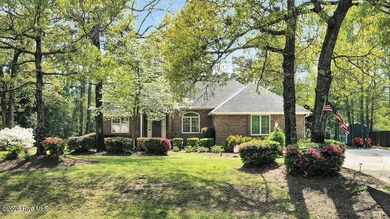 Beach Home Active Under Contract in Hampstead, North Carolina
